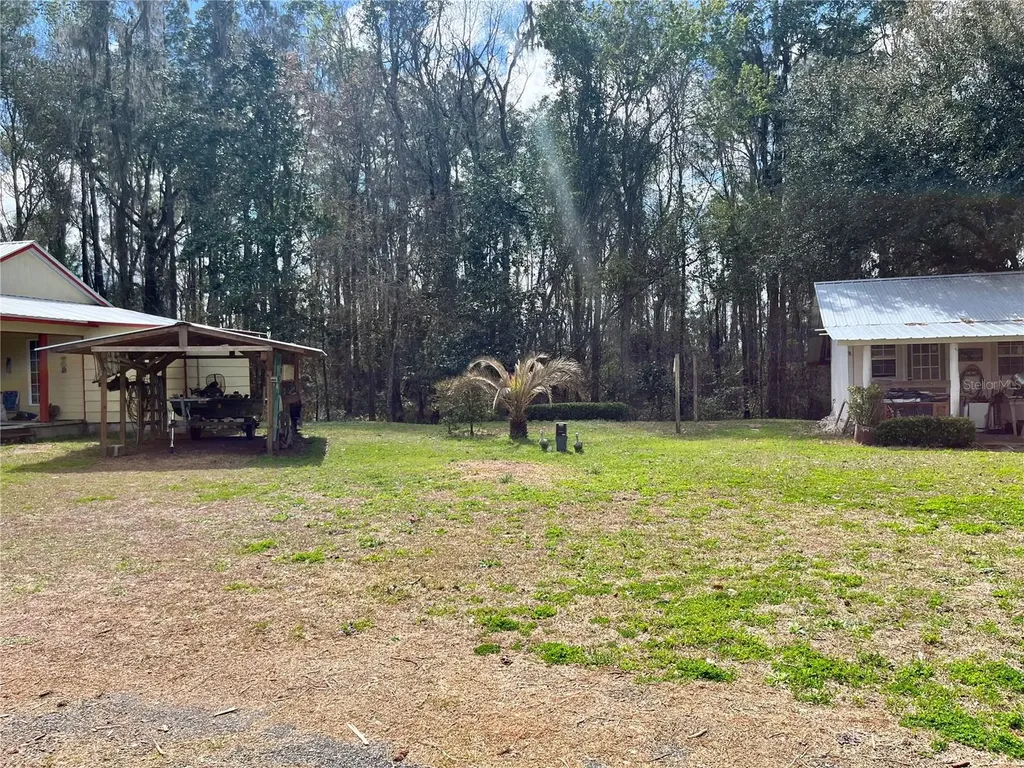 5608 W County Road 240 Lake Butler FL 32054