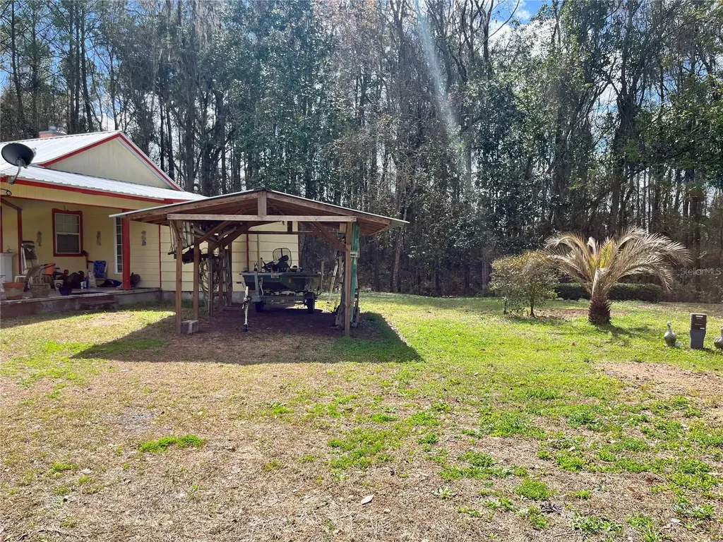 5608 W County Road 240 Lake Butler FL 32054