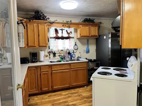 5608 W County Road 240 Lake Butler FL 32054
