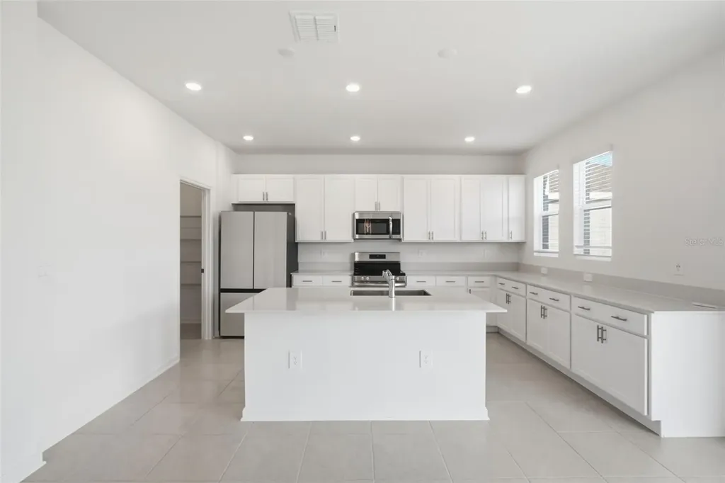 694 Peroni Avenue Debary FL 32713