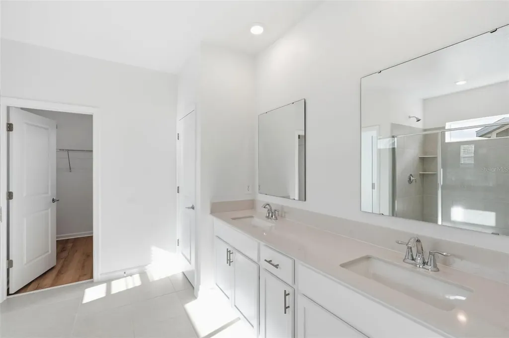 694 Peroni Avenue Debary FL 32713