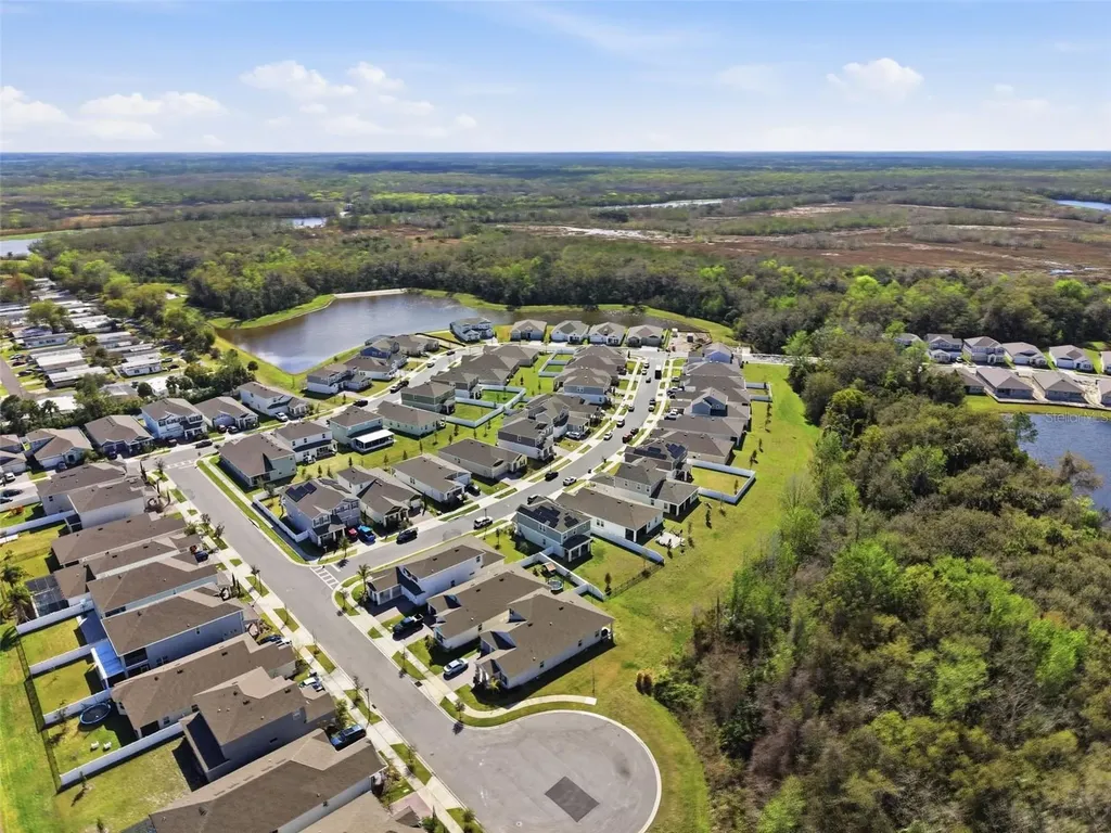 694 Peroni Avenue Debary FL 32713