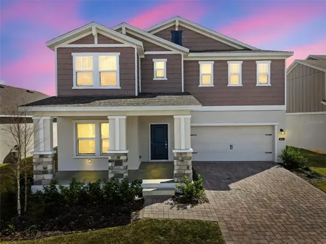 694 Peroni Avenue Debary FL 32713
