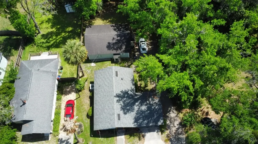 221/223 SE 9th Street Gainesville FL 32601