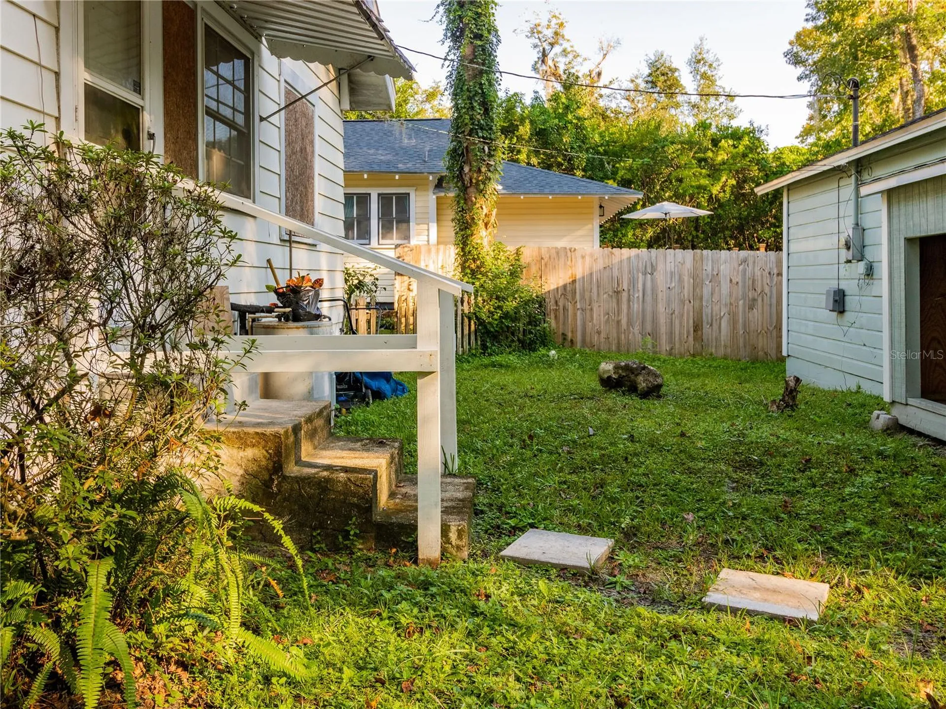 221/223 SE 9th Street Gainesville FL 32601