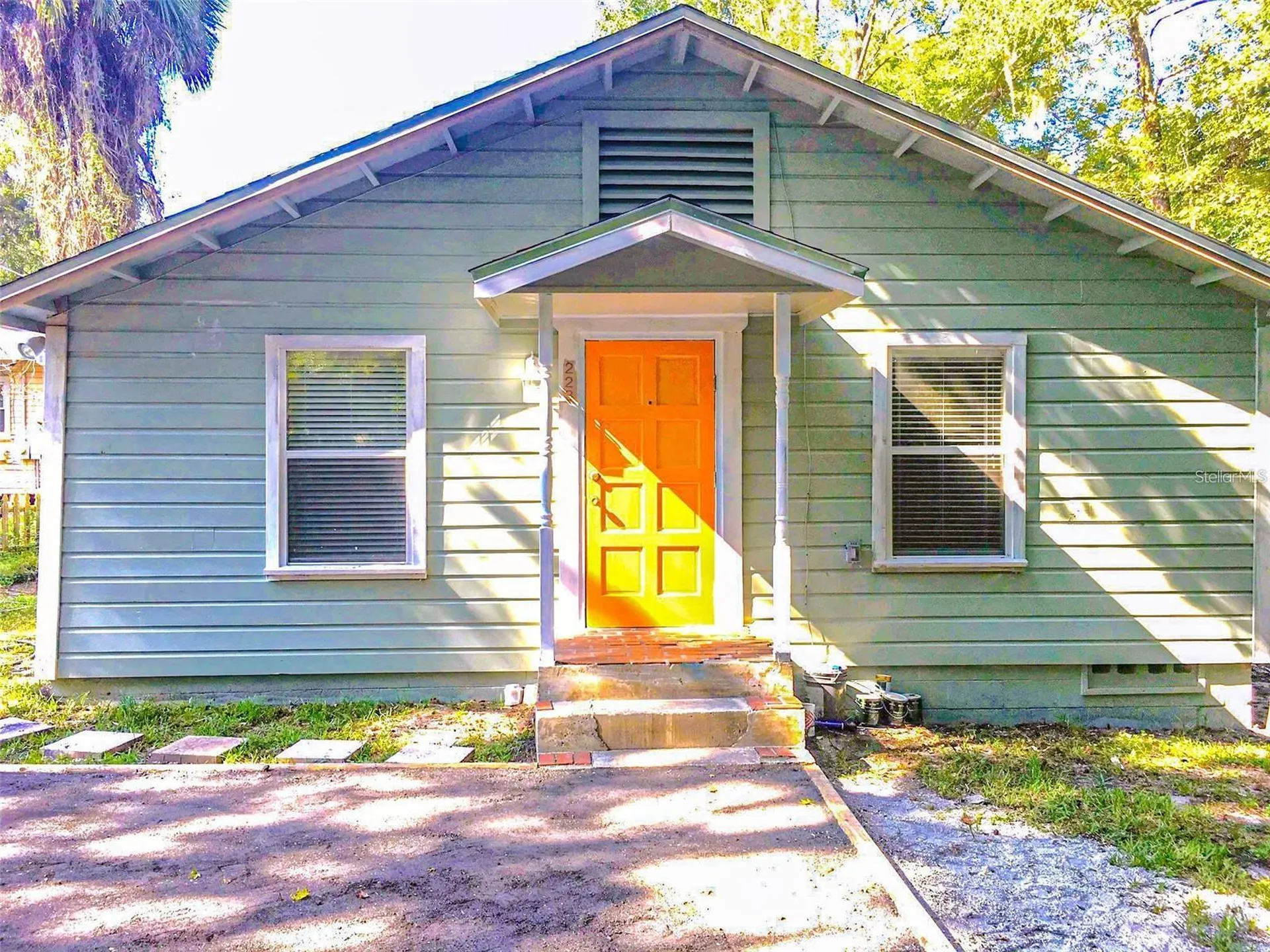 221/223 SE 9th Street Gainesville FL 32601