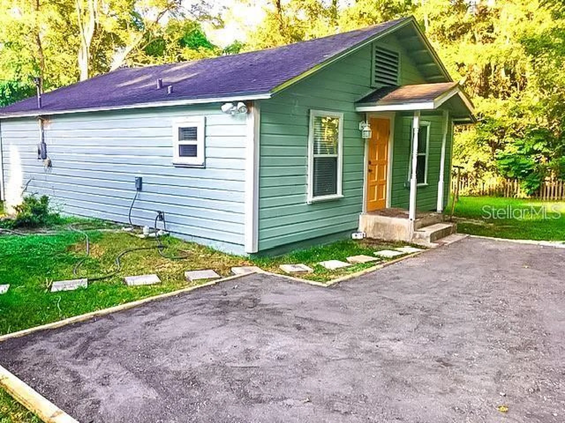 221/223 SE 9th Street Gainesville FL 32601