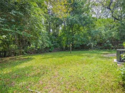 221/223 SE 9th Street Gainesville FL 32601