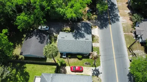 221/223 SE 9th Street Gainesville FL 32601