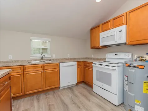 221/223 SE 9th Street Gainesville FL 32601