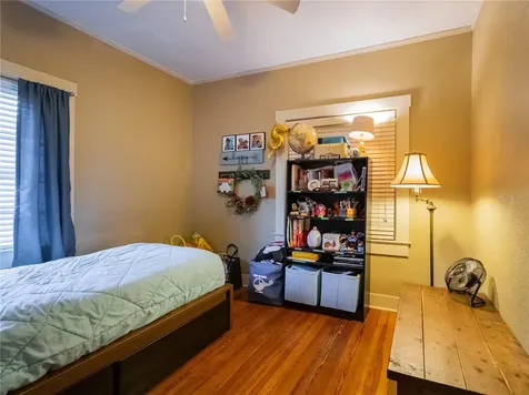 221/223 SE 9th Street Gainesville FL 32601