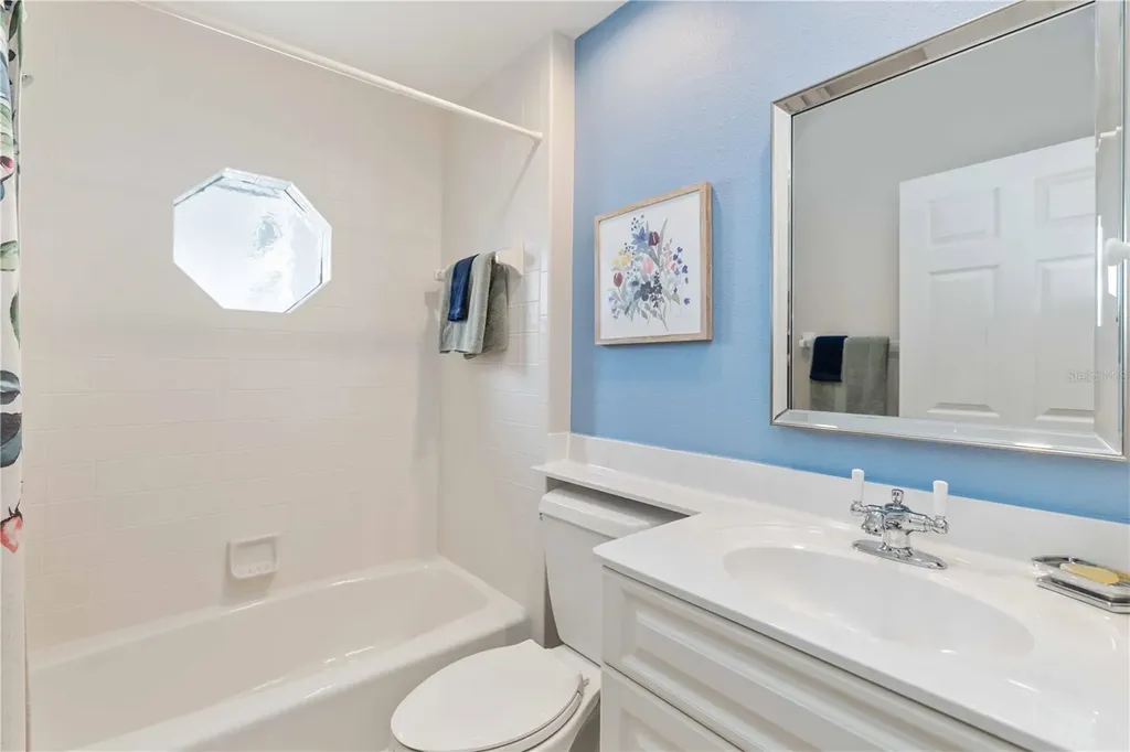 5149 Far Oak Circle Sarasota FL 34238