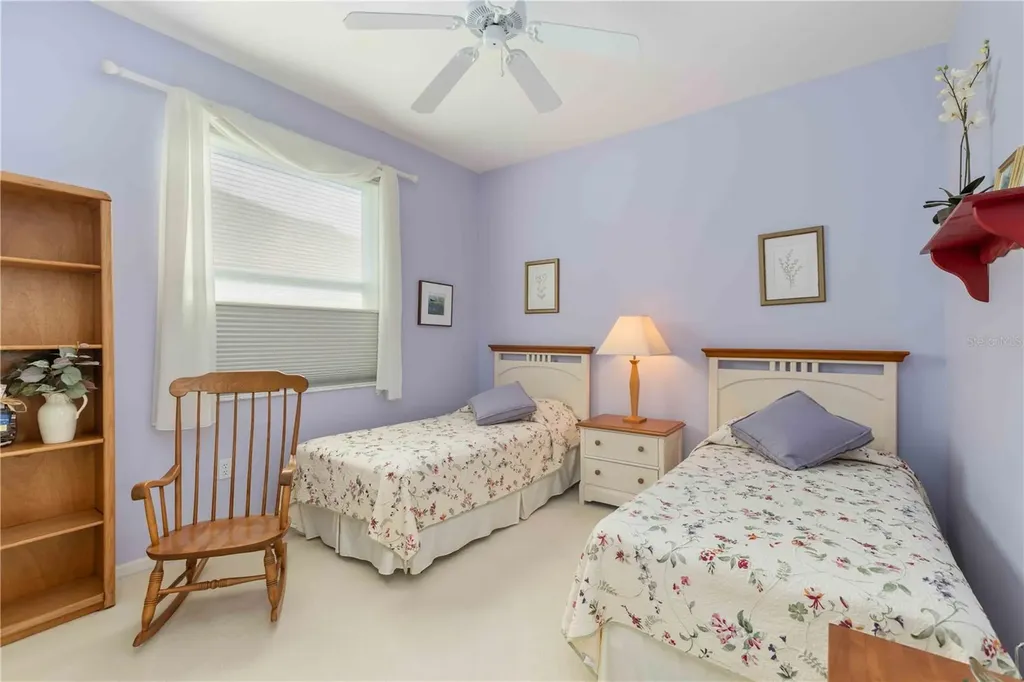 5149 Far Oak Circle Sarasota FL 34238