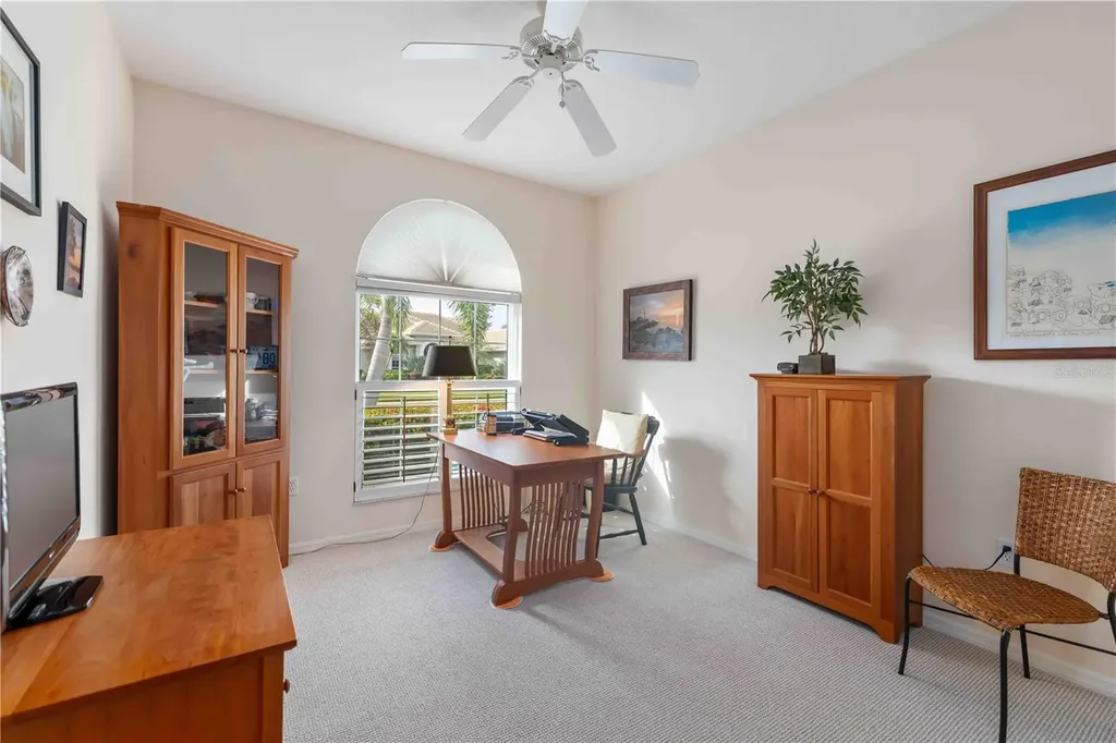 5149 Far Oak Circle Sarasota FL 34238