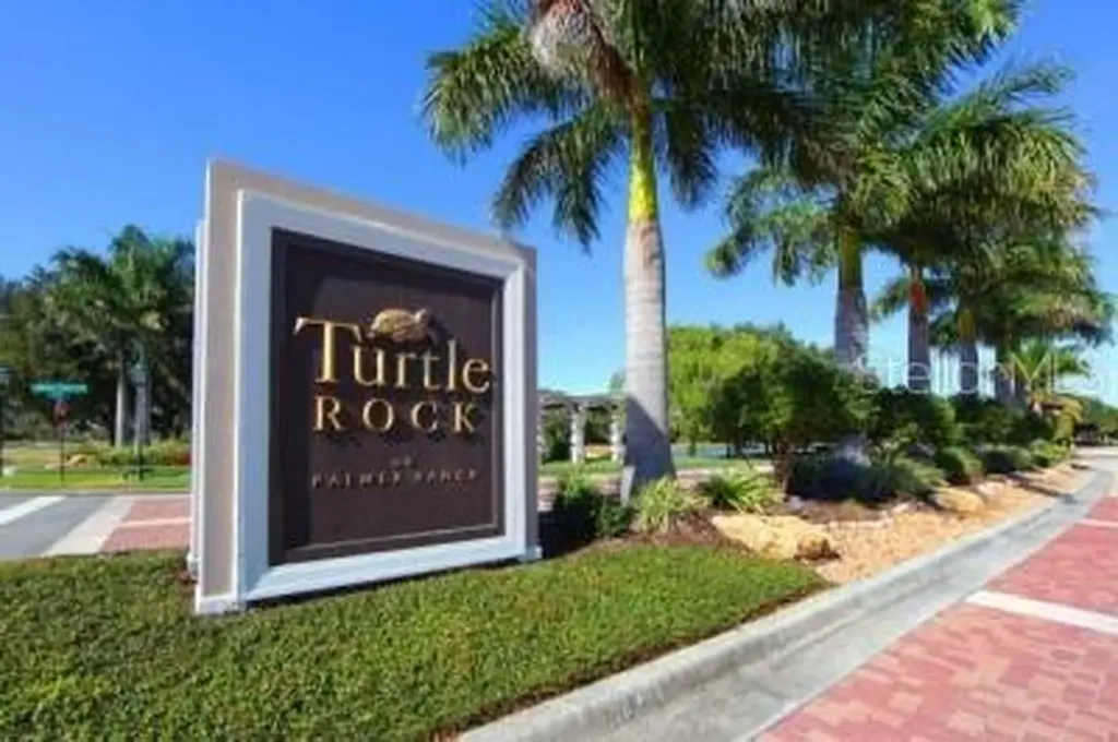 5149 Far Oak Circle Sarasota FL 34238