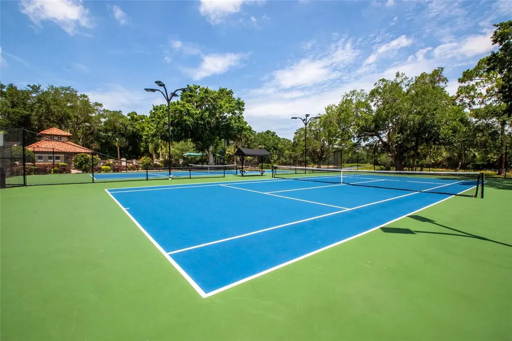 5149 Far Oak Circle Sarasota FL 34238