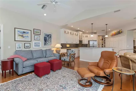 5149 Far Oak Circle Sarasota FL 34238