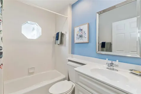5149 Far Oak Circle Sarasota FL 34238