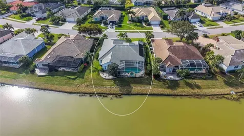 5149 Far Oak Circle Sarasota FL 34238