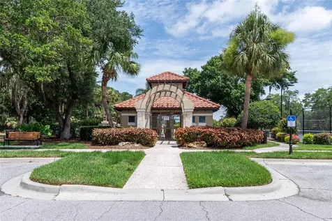 5149 Far Oak Circle Sarasota FL 34238