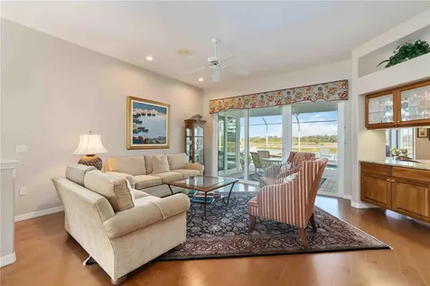 5149 Far Oak Circle Sarasota FL 34238