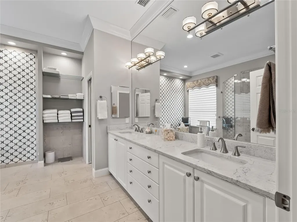 8316 Abingdon Court Bradenton FL 34201