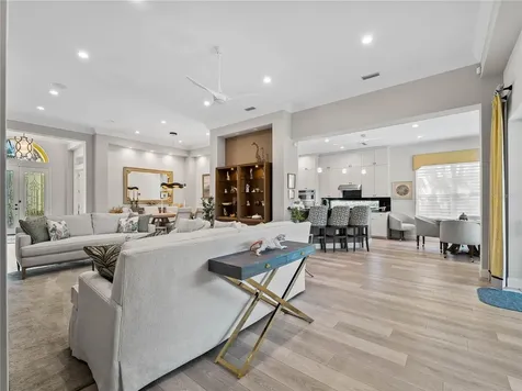8316 Abingdon Court Bradenton FL 34201