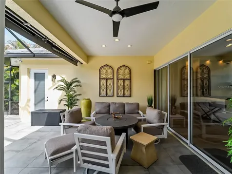 8316 Abingdon Court Bradenton FL 34201