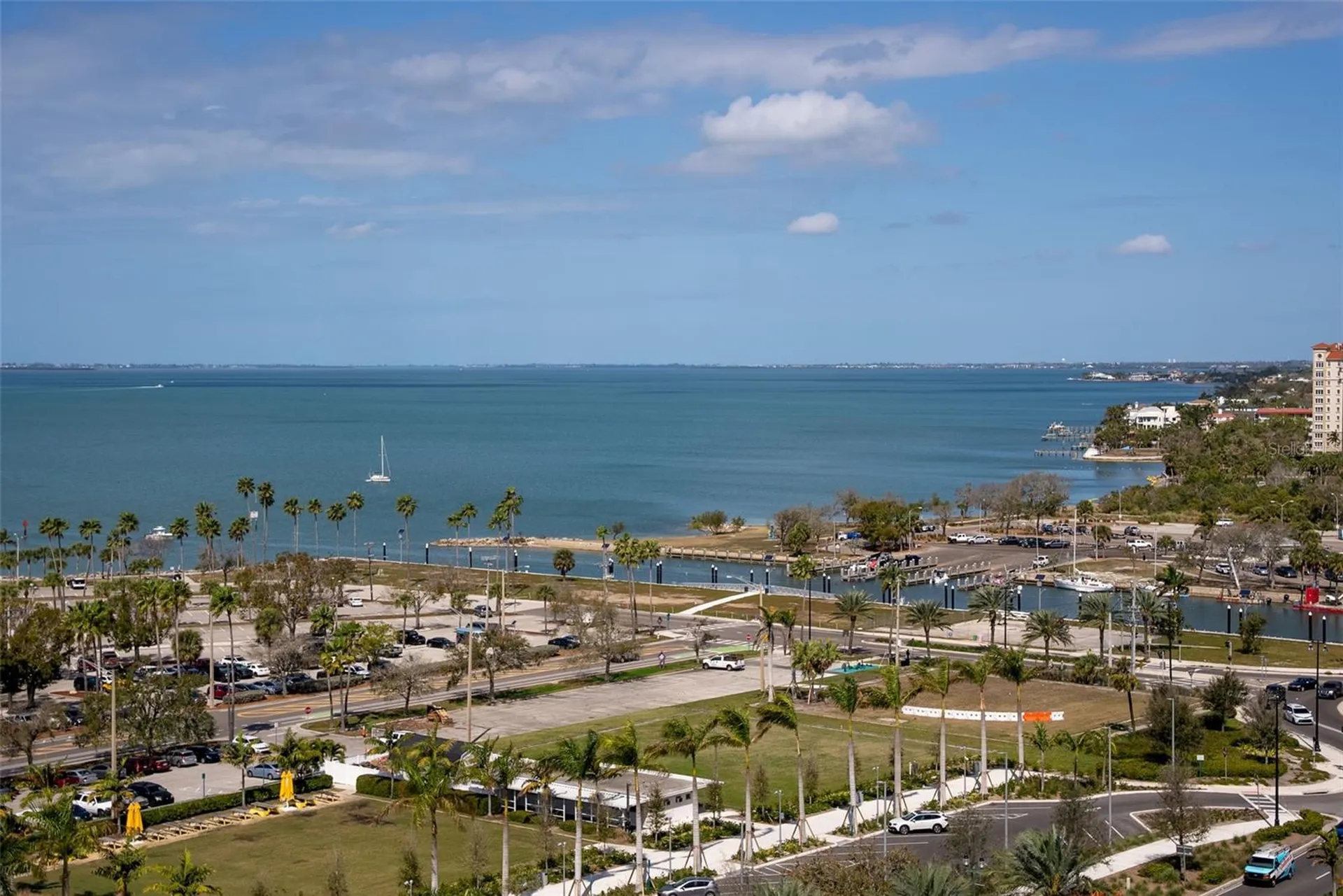 800 N Tamiami Trail Sarasota FL 34236