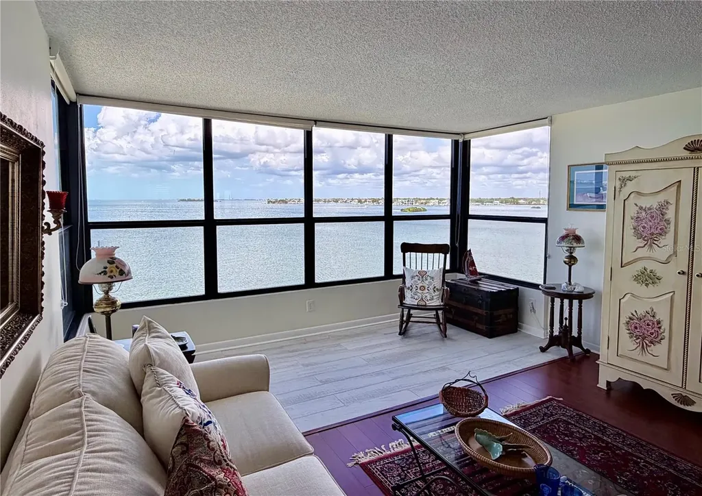 300 Woodette Drive Dunedin FL 34698