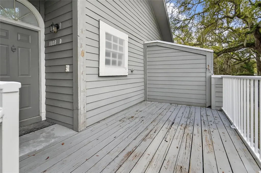 11808 Skylake Place Temple Terrace FL 33617