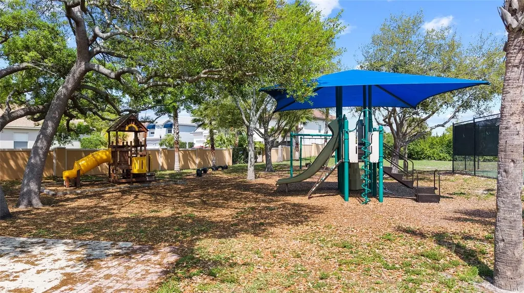 9810 Compass Point Way Tampa FL 33615
