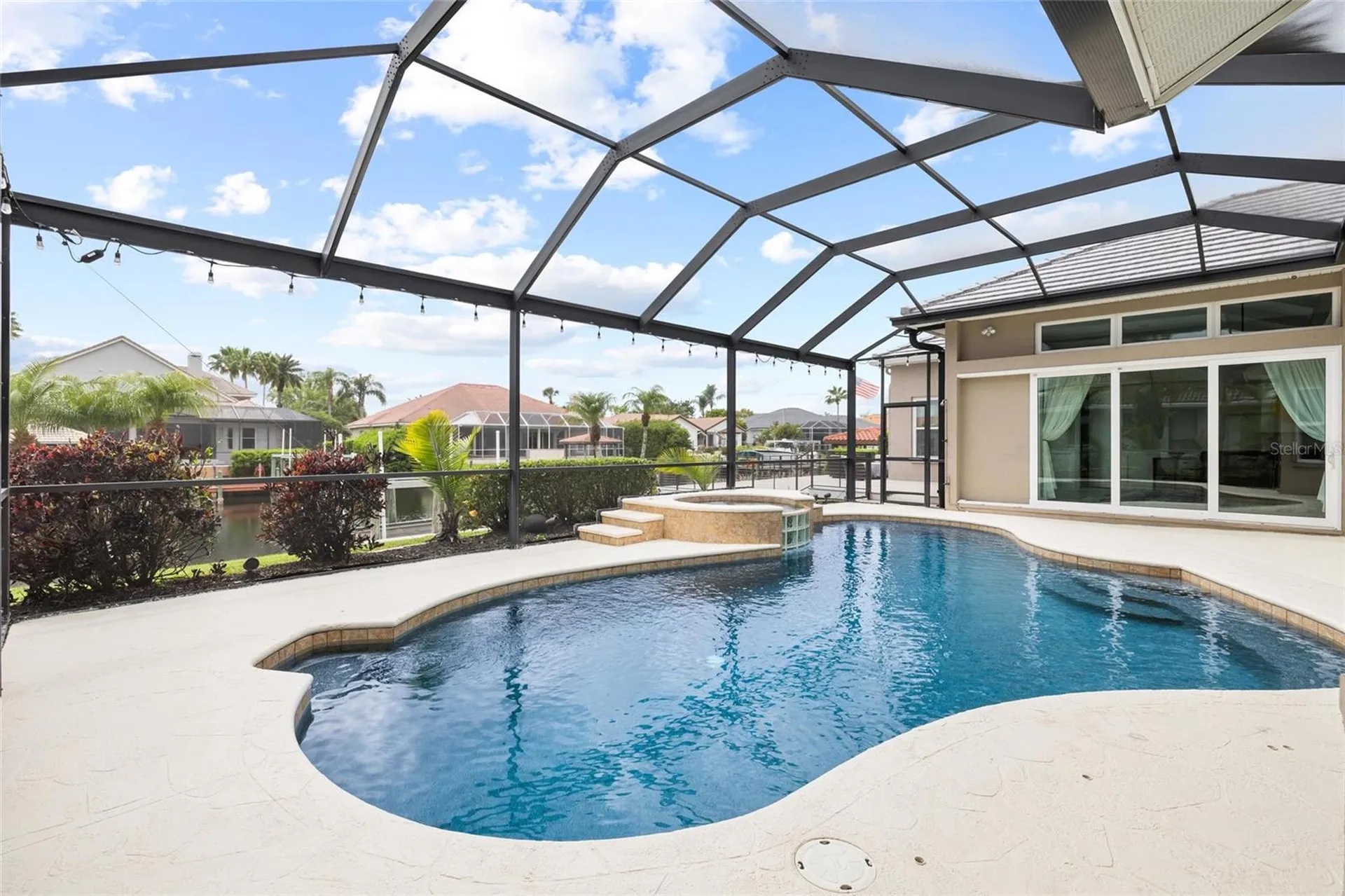 9810 Compass Point Way Tampa FL 33615