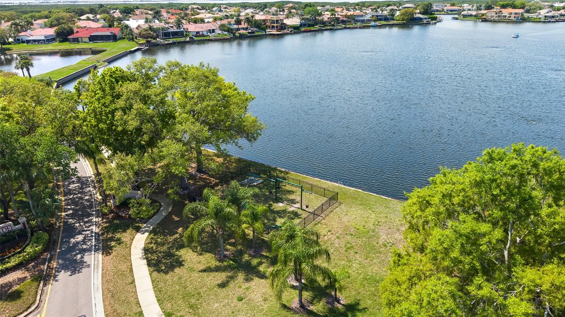 9810 Compass Point Way Tampa FL 33615