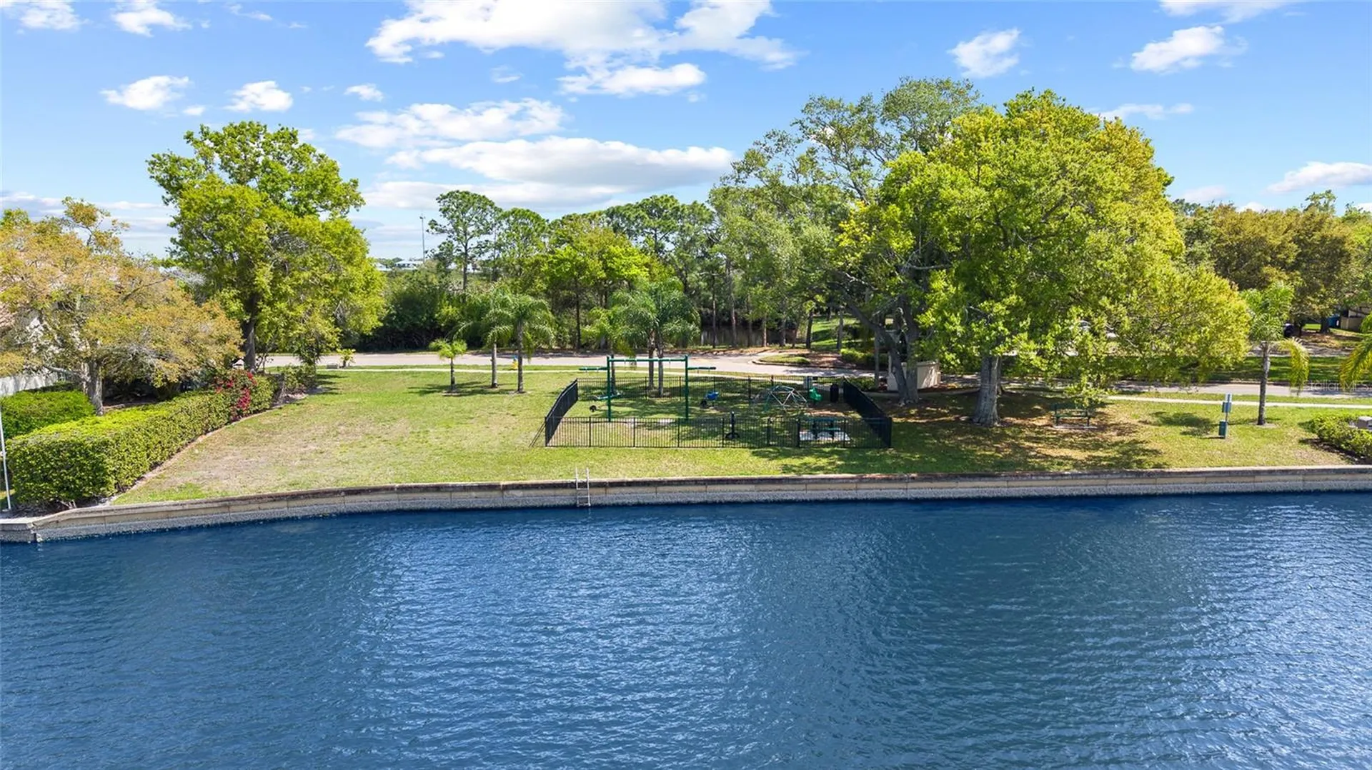 9810 Compass Point Way Tampa FL 33615