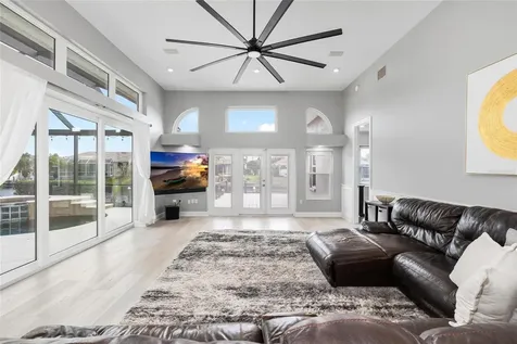 9810 Compass Point Way Tampa FL 33615