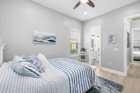 9810 Compass Point Way Tampa FL 33615