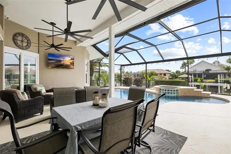 9810 Compass Point Way Tampa FL 33615