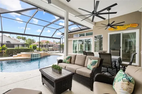 9810 Compass Point Way Tampa FL 33615