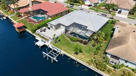 9810 Compass Point Way Tampa FL 33615