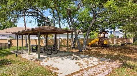 9810 Compass Point Way Tampa FL 33615