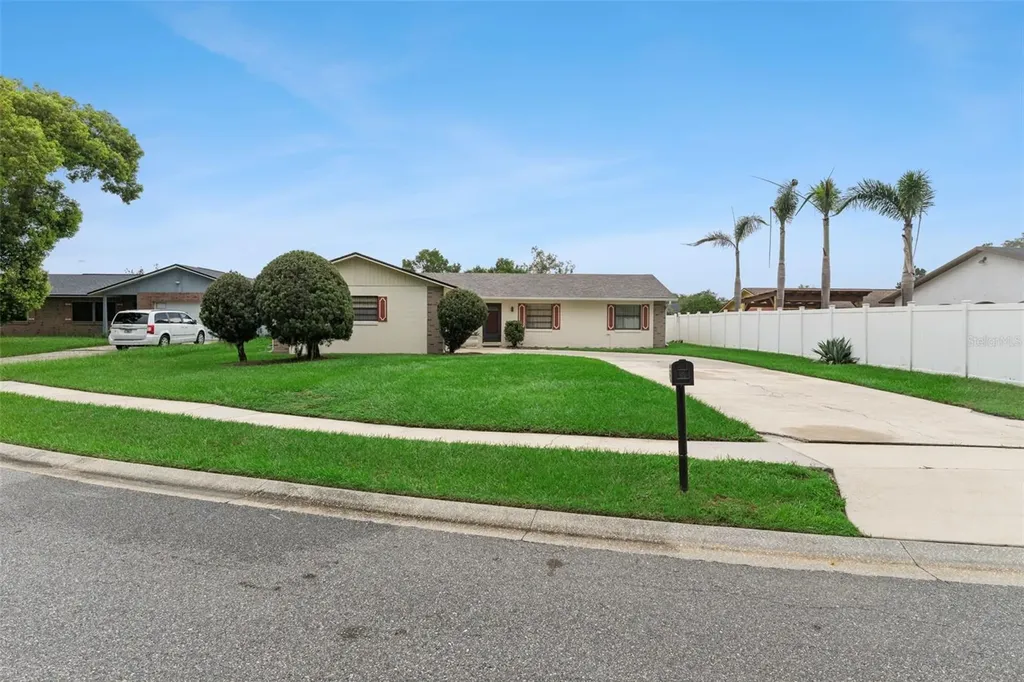 10312 Ellenwood Way Orlando FL 32825