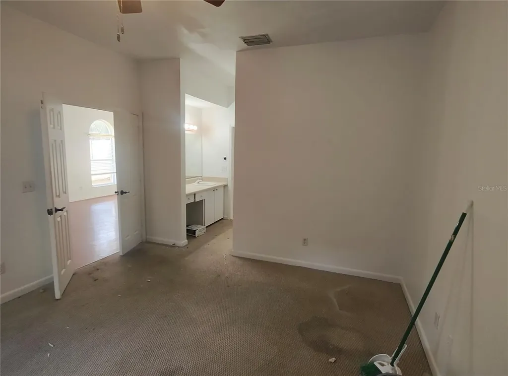 2512 W Texas Avenue Tampa FL 33629
