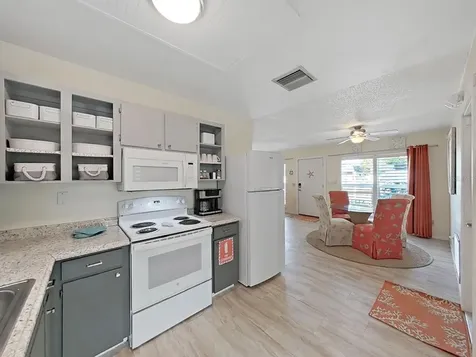 12255 Mallory Drive Largo FL 33774