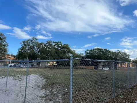 5750 Pershing Avenue Orlando FL 32822