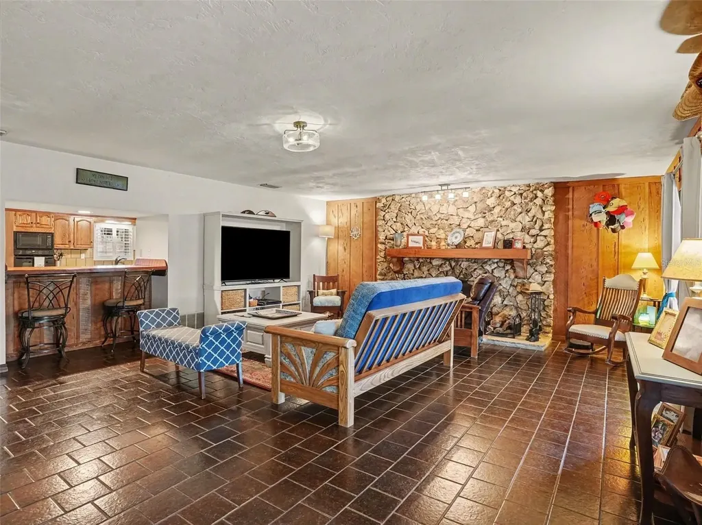 1390 E Ohio Avenue Lake Helen FL 32744