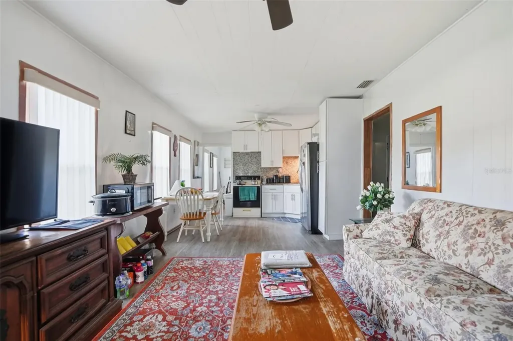 2085 S Stonebrook Drive Homosassa FL 34448