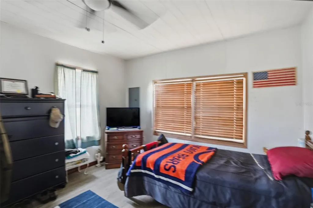 2085 S Stonebrook Drive Homosassa FL 34448
