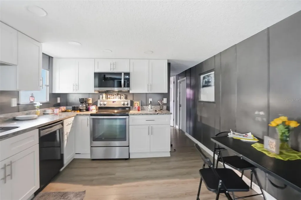 2085 S Stonebrook Drive Homosassa FL 34448