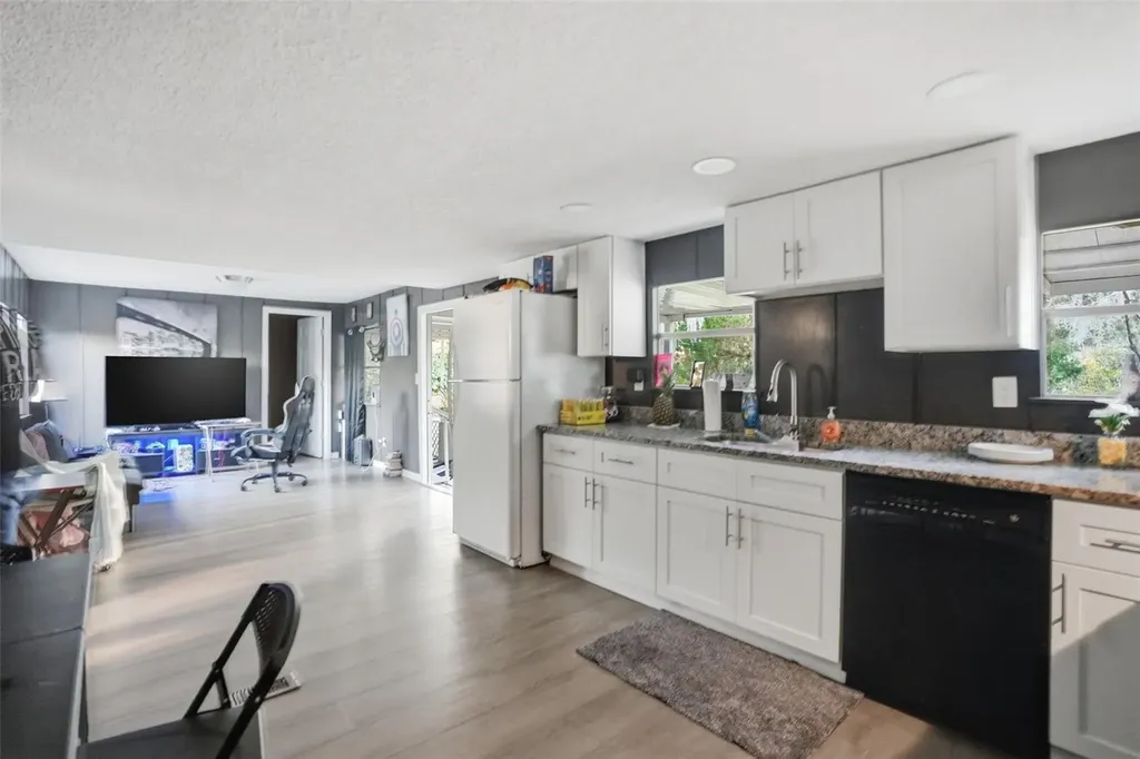 2085 S Stonebrook Drive Homosassa FL 34448